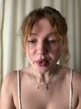 Emaline_Fane webcam