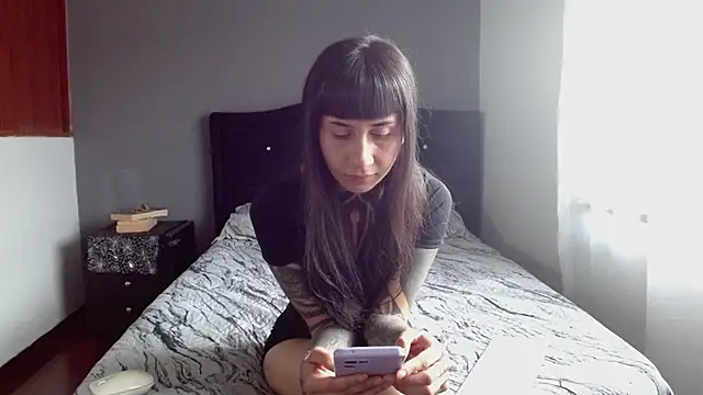 Emilia_1995 webcam