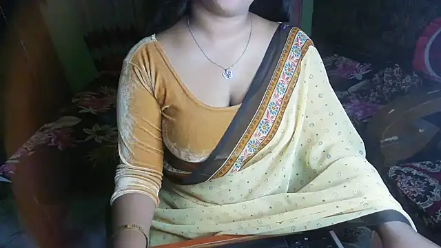 BengaliQueenStar webcam
