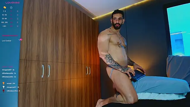 massimo_visconti (M young) - Take off a garment slowly with a bath💥
