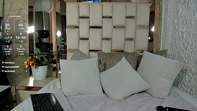 Watch stefanyruizz live on EroticFlix - High definition streams