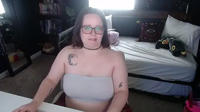 HazeyViolet333 webcam