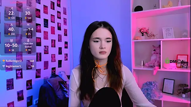 liana_kisses webcam