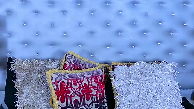 EileenBenzon webcam