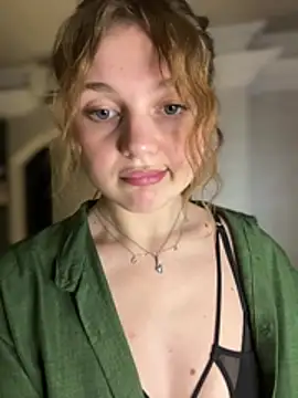 Emaline_Fane webcam