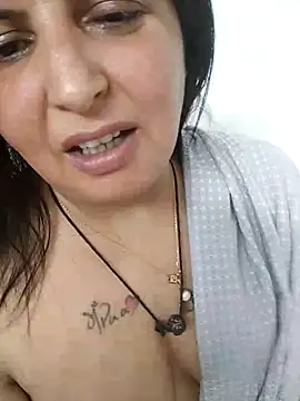 Jann_Riya333 webcam