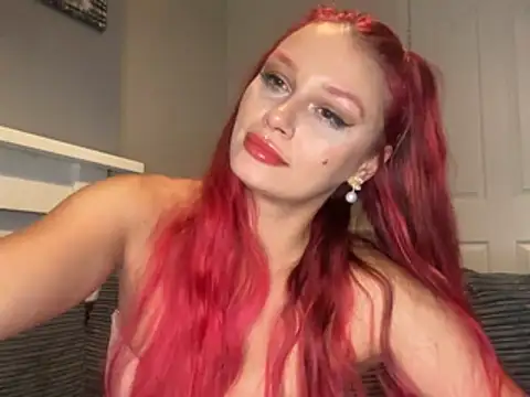 FoxyValentine webcam