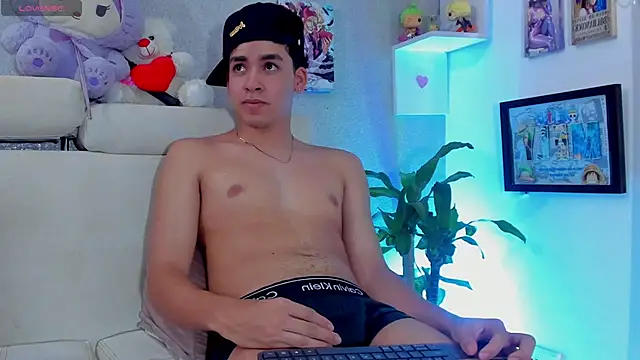 strong_rock69 webcam