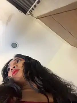 slutty_aki webcam