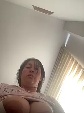 andreaisis2 webcam