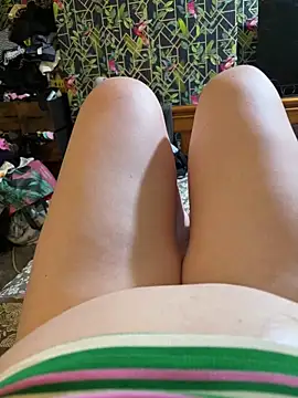 HairyButHot webcam