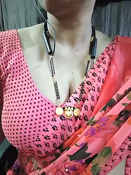 bhuvana_555 - Bhuvana_555's free webcam - UK Sex Cams