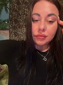 Watch DaisyStreet live on EroticFlix - High definition streams