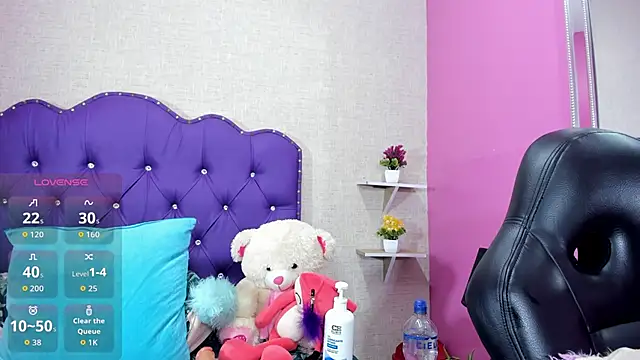 Mara_Summerr webcam