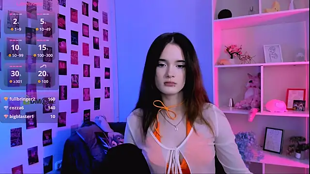 liana_kisses webcam