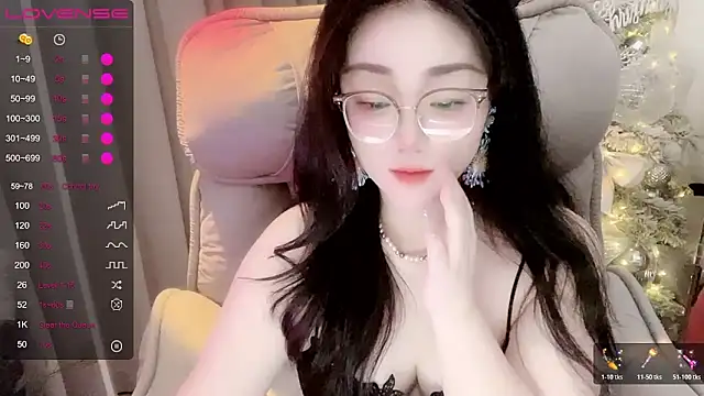 Monica-666888- webcam