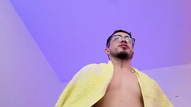 tommas_jhonson (M young) - big cum + control  toy