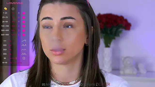 AishaSins webcam