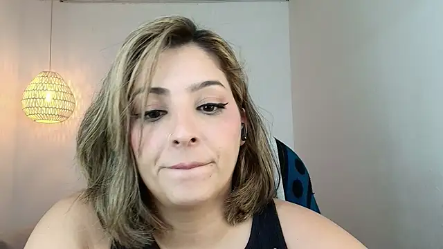 YummyAnna_ webcam