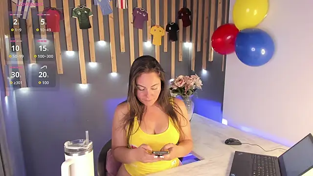 Watch biianca_rose live on EroticFlix - High definition streams