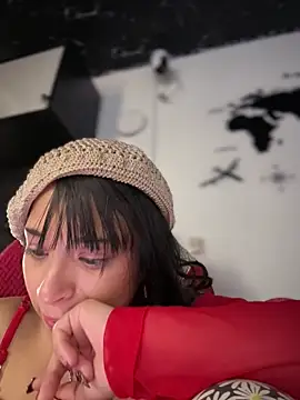 Sasha-firee live cam on StripChat
