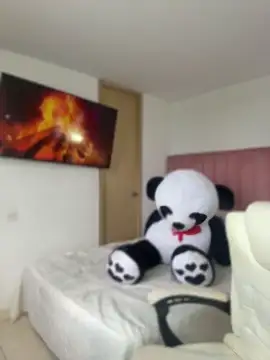 Janettcruz webcam