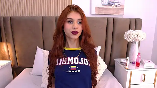 Watch SaraLugo live on EroticFlix - High definition streams