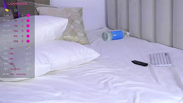 Watch AishaSins live on EroticFlix - High definition streams
