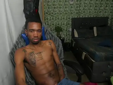 Kofi_exotic_2 webcam