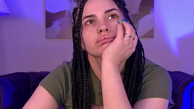 AdrianaToress webcam