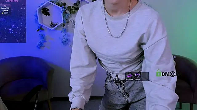 gloria_bubble webcam