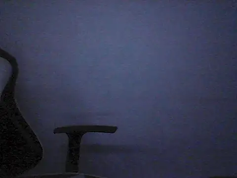 Kalel17073 live cam on StripChat