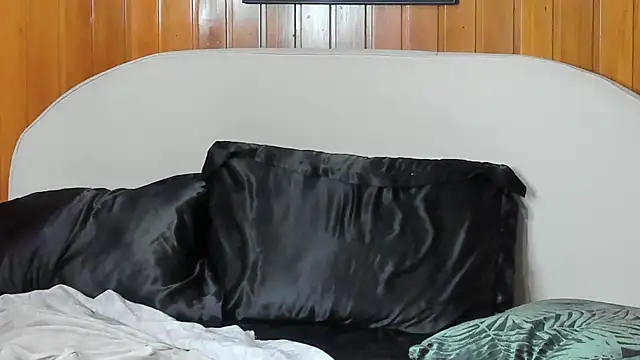 Camila_Foxy webcam