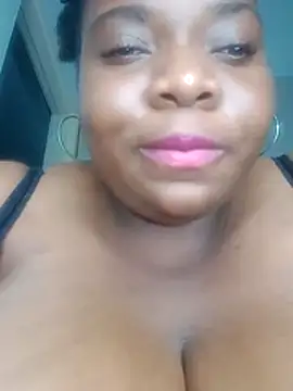 Breisy_bigboobs webcam