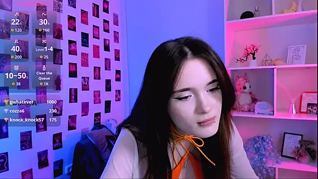 liana_kisses webcam