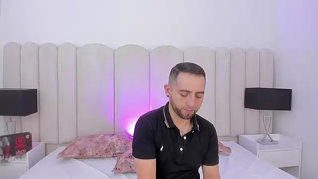 Lushian_Luna webcam