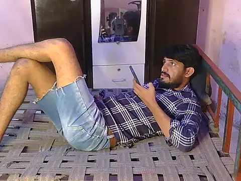 HotXKrish webcam