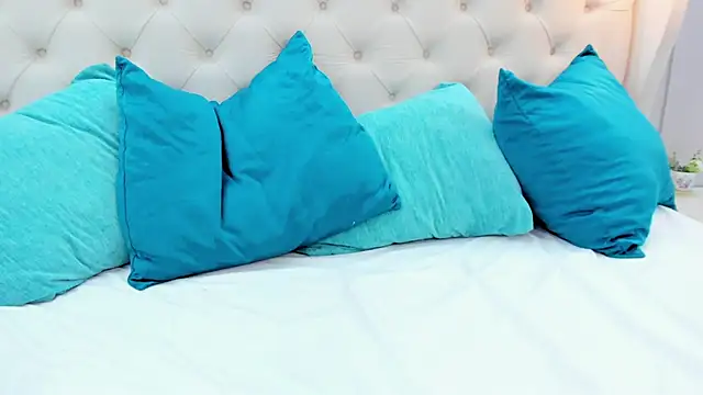 sweet_shanaia webcam