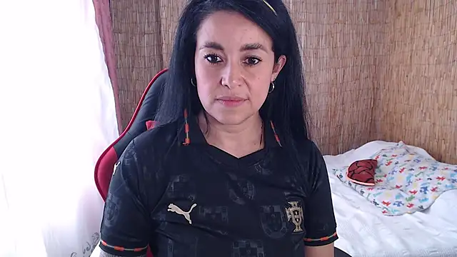 Watch Dayeon__ live on EroticFlix - High definition streams