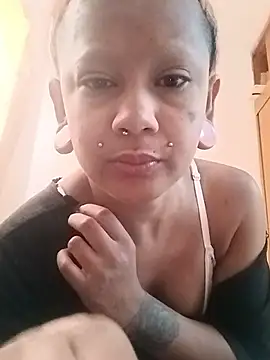 xblackstarX1 webcam