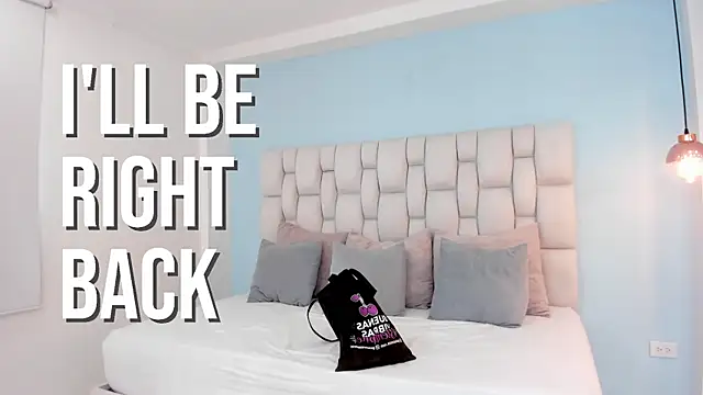 vayra_moon webcam