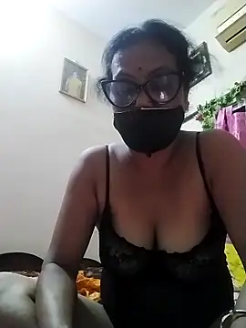 Watch chatterjeesayani567 live on EroticFlix - High definition streams