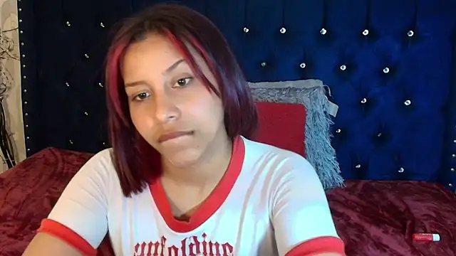 EmilyLovve webcam