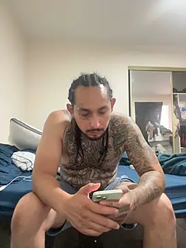 Longmoney444 webcam