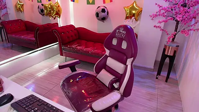 Emily_andrews webcam