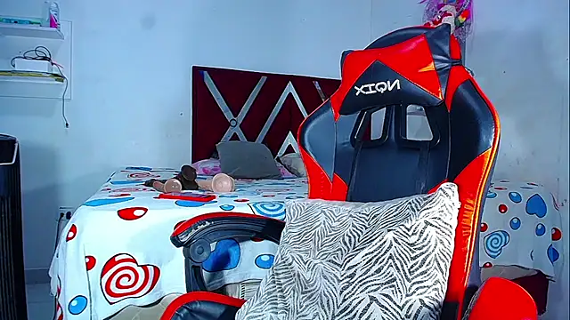 Watch DanisaBrown live on EroticFlix - High definition streams