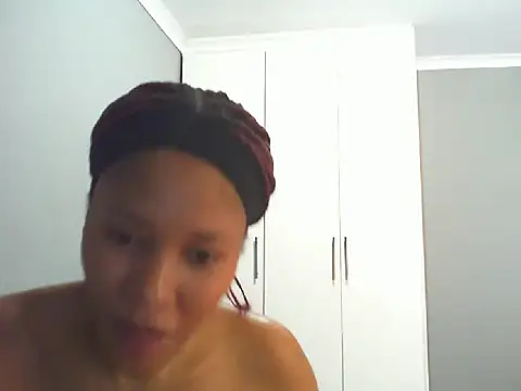 Sexylisa670 live cam on StripChat