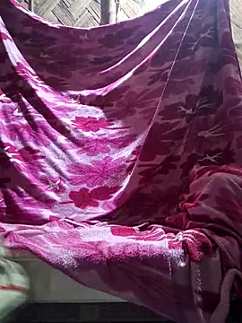 unhopeddear (M twink) - Full open  view of my body