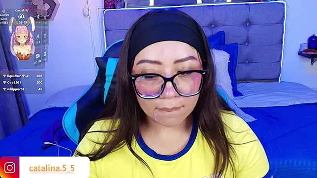 Kata_Bigboobs webcam