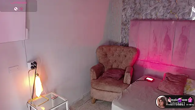 lilithst_ webcam